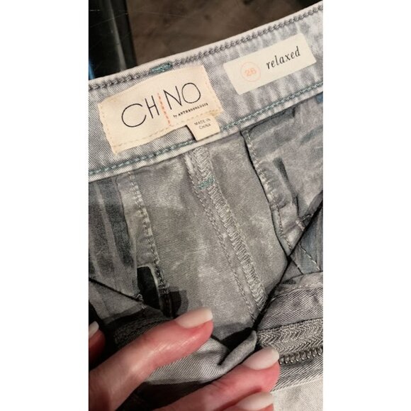 Anthropologie Relaxed Chino Shorts - Grey Acid Wash Stretch 6" Inseam - Picture 3 of 4